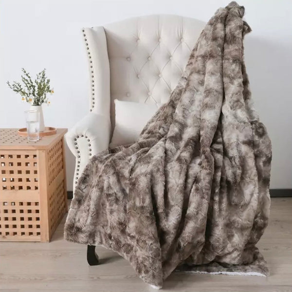 Faux Fur Fleece Throw